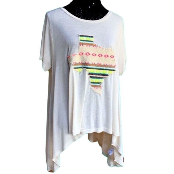 Judith March Serape Texas Shark Bite Hem Oversized Tee - Picture 9 of 9